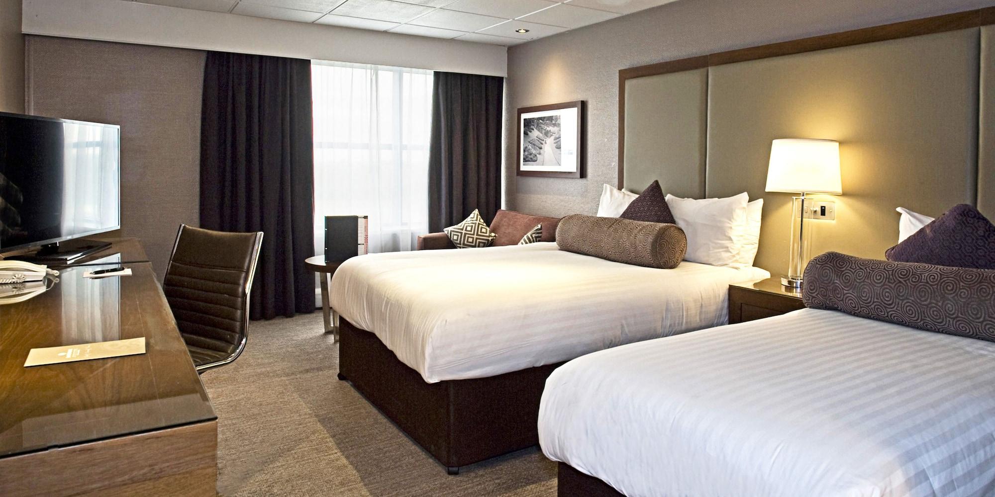 Sandman Signature London Gatwick Hotel Кроули Екстериор снимка