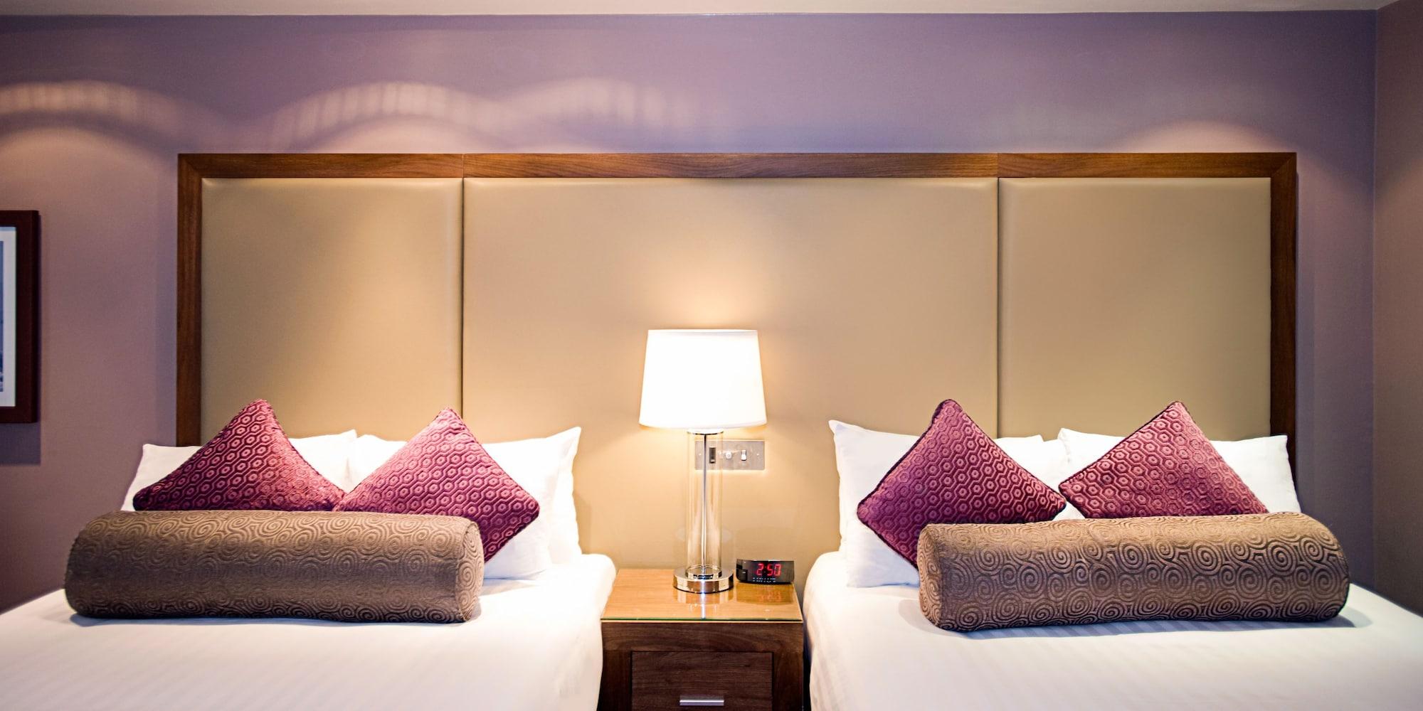 Sandman Signature London Gatwick Hotel Кроули Екстериор снимка