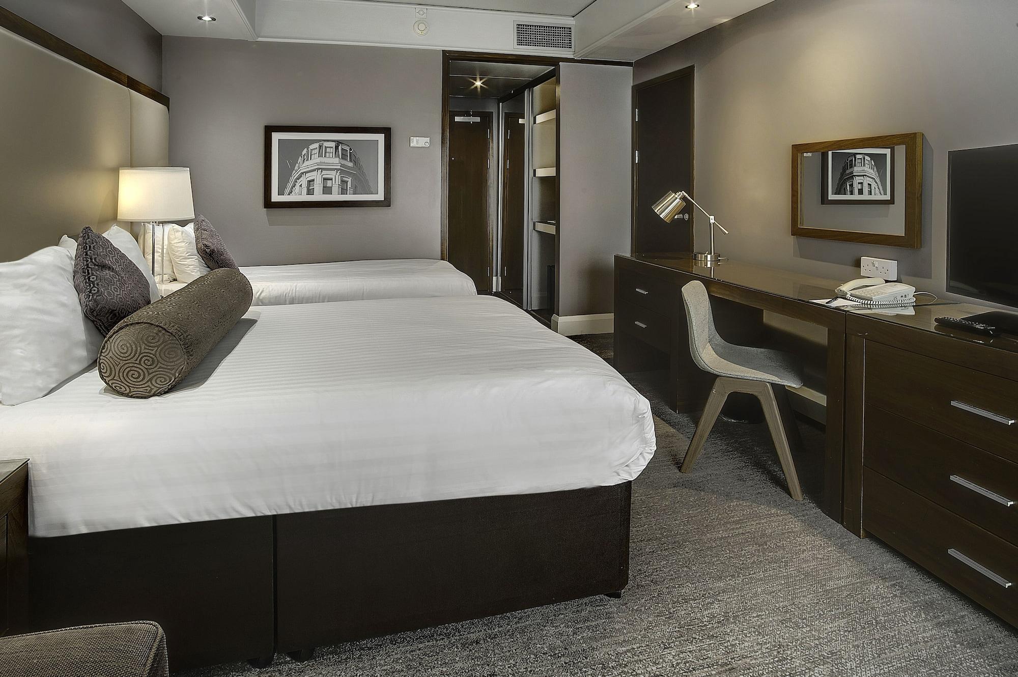Sandman Signature London Gatwick Hotel Кроули Екстериор снимка