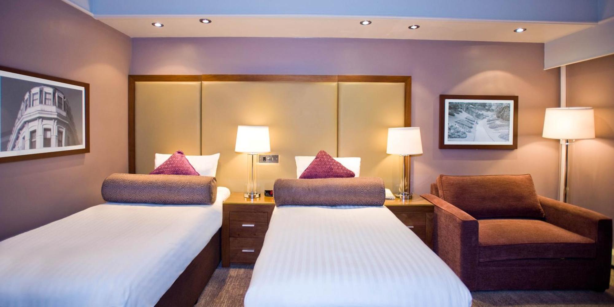 Sandman Signature London Gatwick Hotel Кроули Екстериор снимка