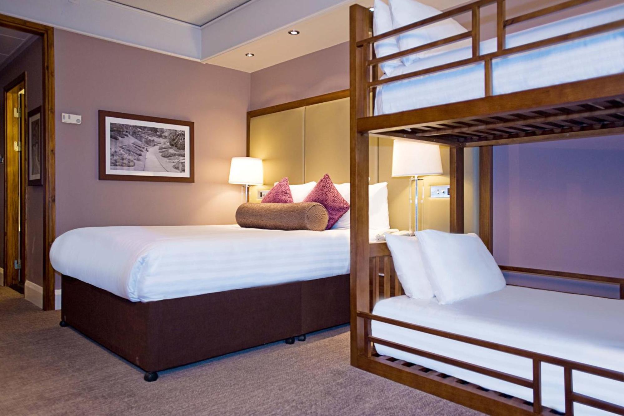 Sandman Signature London Gatwick Hotel Кроули Екстериор снимка