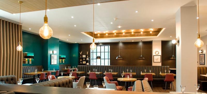 Sandman Signature London Gatwick Hotel Кроули Екстериор снимка